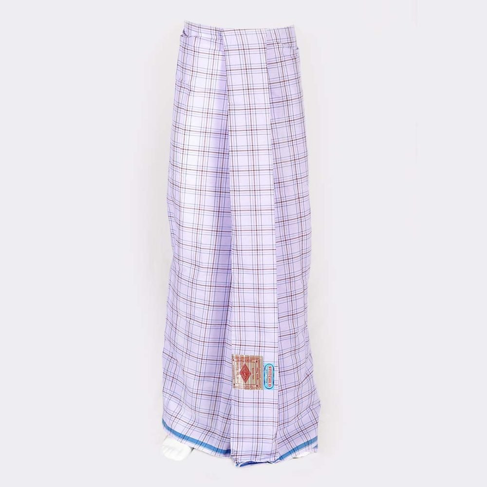 Diamond Medium Checked White Color Stitched